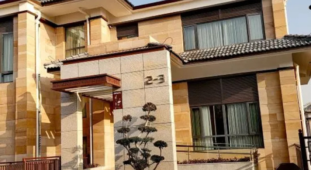 Yiyang Lefu Hot Spring Holiday Hotel