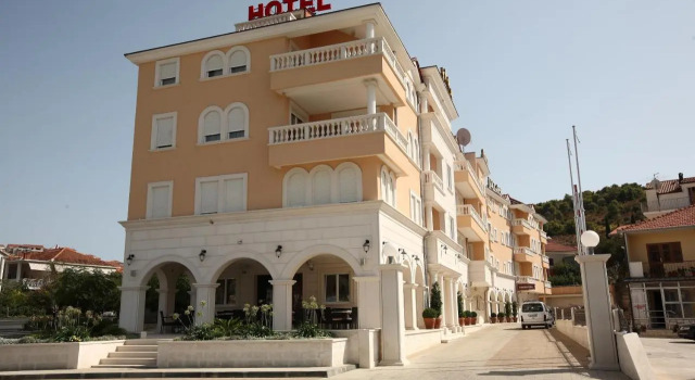 Hotel Trogir Palace, Забронировать Отель Трогир Ciovo Island