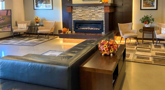 Четырёхместный номер Standard Comfort Inn Connellsville Riverview