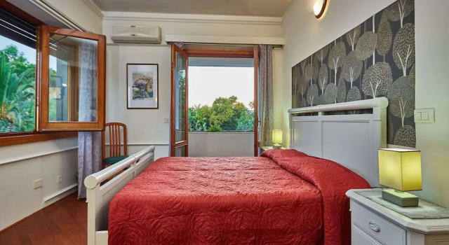 Villa in Pozzallo Near Sandy Beaches, Book Villa Hotels in Sicily with a Pool, Swimming Pool