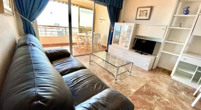 Leo piso 20 apartamento 4 pax Inmobiliaria Leo PLaya de San Juan