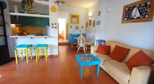 Villa Capo Blu, Забронировать Вилла Виллы Санта-Маргерита-ди-Пула, рядом с Пляж Рива-дей-Пини, Вилла