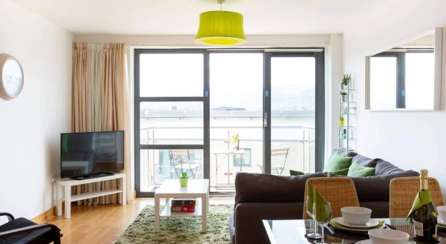 Central Belfast Apartments: Victoria