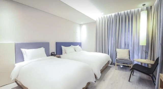 Двухместный номер Superior NewCZ Gwangan Hotel