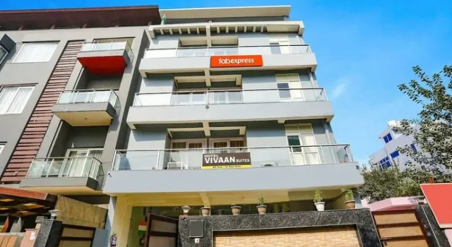 Fabexpress Vivaan Suites, Забронировать Отель Нойда штат Уттар-Прадеш
