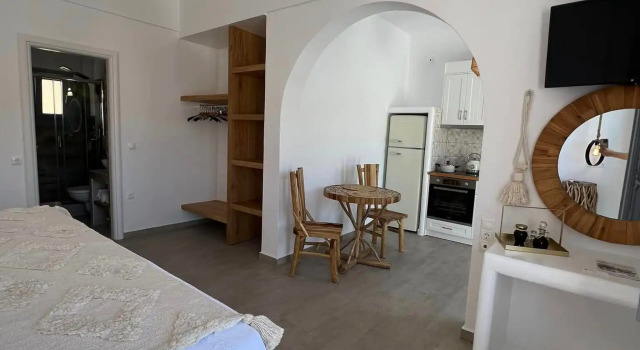 Полулюкс Provenzo Luxury Apartments and Suites