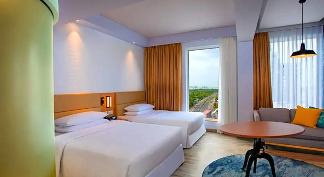 Номер Executive Holiday Inn Express Chennai Old Mahabalipuram Road