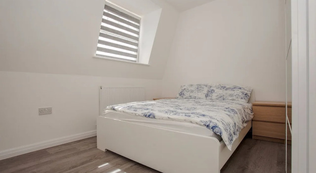 Stylish Brand New Flat in Charming Stoke Newington, Забронировать Отель Отели Лондона 3 звезды, рядом с Stoke Newington Station, 3*