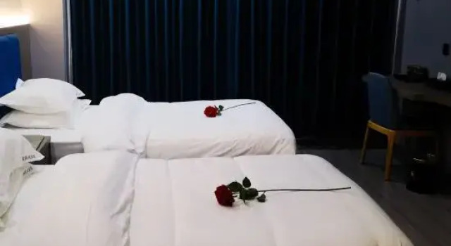 Люкс Deluxe Suofei Liya Hotel