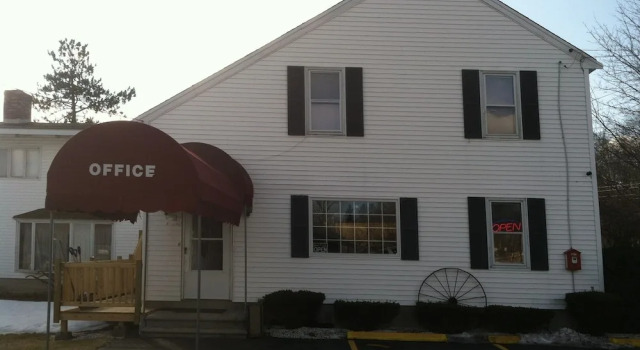 Quaker Inn and Conference Center, Buchen Sie Hotel  