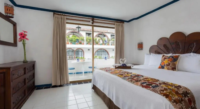Полулюкс Los Arcos Suites