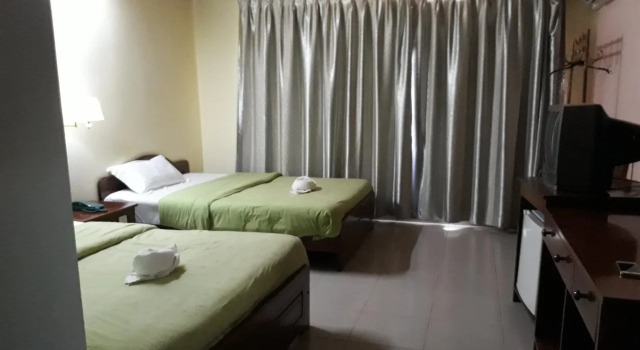 Mango Hotel, Buchen Sie Hotel Hotels in Kandal mit Parkplatz, Parkplätze