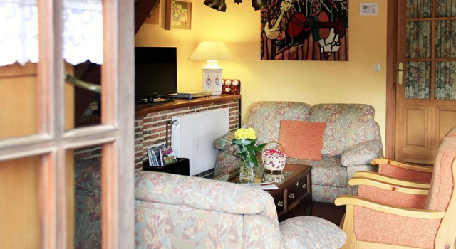 Casas Rurales Pradina I y II, Prenota Hotel Hotel a Asturie con parcheggio, Parcheggio