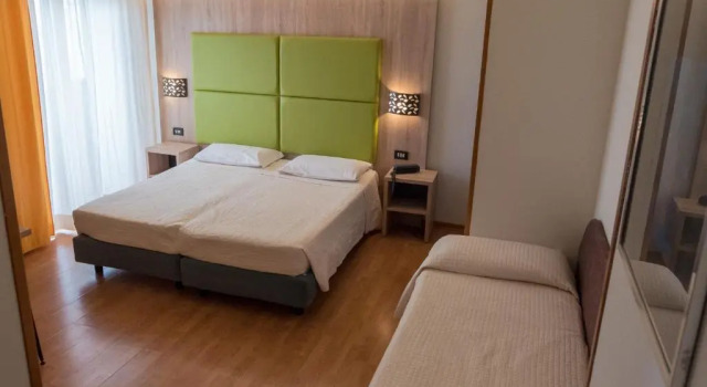 Трёхместный номер Hotel St Gregory Park by OasiGroup Hotels