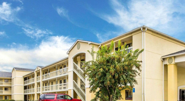 Suburban Studios, Boek Hotel SPA-hotels in Georgia, SPA