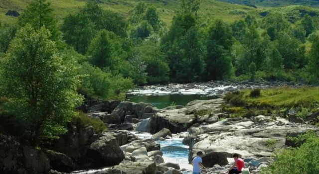Roe Deer Cottage near Glencoe, 预订 度假屋 奥尼赫 高地