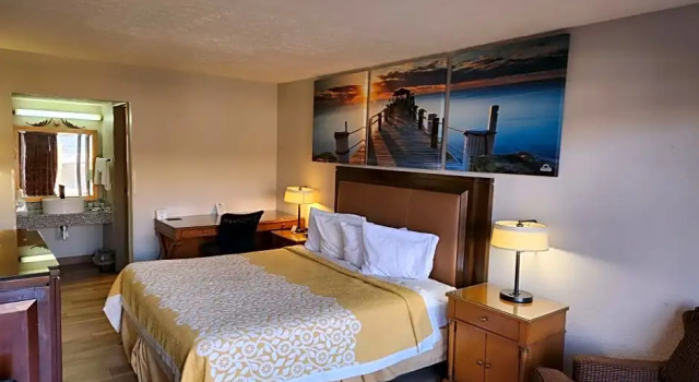 Номер Standard Days Inn by Wyndham Frankfort