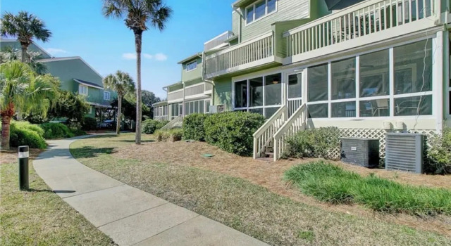 7C Mariners Walk by Avantstay Beautiful Porch, Easy Access to Pool + Beach