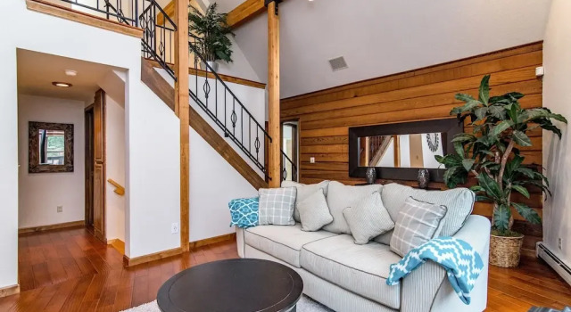974 Apollo Way House 4 Bedrooms 4 Bathrooms Home, 预订 度假屋 North Lake Tahoe 加利福尼亚州