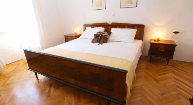House 1037, Забронировать Отель Отели Фажана 3 звезды, 3*