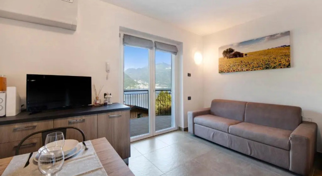 Appartamento 1 Il Tornante, Book Apartment Hotels in Como with a Pool, Swimming Pool