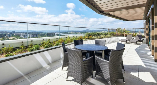 Номер Standard Пентхаус с 3 комнатами Meriton Suites Canberra