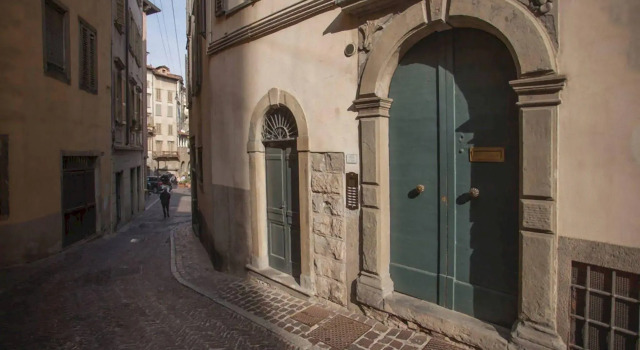 Dream House, Забронировать Отель Бергамо Bergamo Province, рядом с Санта-Мария-Маджоре
