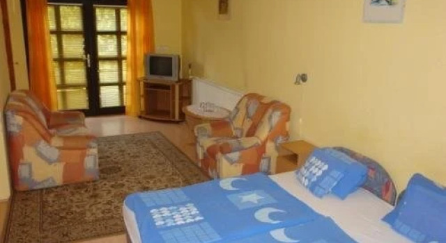 Aranyoroszlán Vendégház, Book Hotel Hajdúszoboszló 