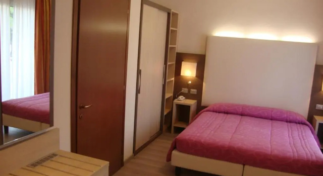 Семейный номер Comfort с балконом Hotel Venezia