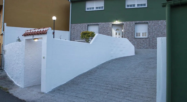 102177 -  House in Muros, Book Vacation Home Muros 