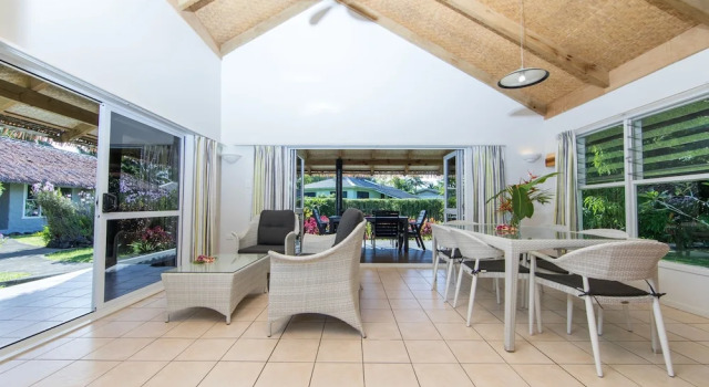 Вилла с 2 комнатами Lagoon Breeze Villas