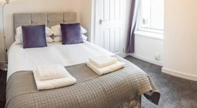 ☆Modern Flat, Close to University and City Centre☆, Забронировать Отель Отели Ангус с парковкой, Парковка