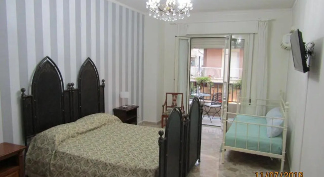 Трёхместный номер с балконом Tilde B&B