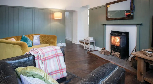 Melbourne Cottage - 3 Bedroom Cottage - Pembroke, Забронировать Дом для отпуска Отели Пембрук с парковкой, рядом с Замок Пембрук, Парковка