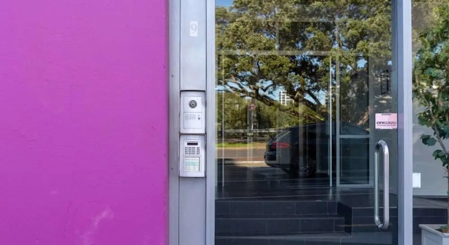 Sleek City Pad in Auckland City Centre, Забронировать Отель Отели Окленда с парковкой, рядом с Вестерн-Парк, Парковка
