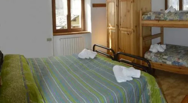Valdigiust, Boek Hotel Campodolcino Valchiavenna