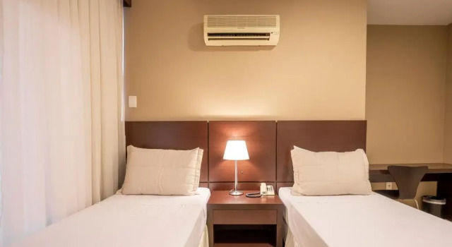 Двухместный номер Standard с балконом Hotel Plaza Norte