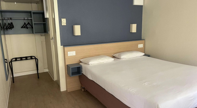 Двухместный номер Standard Kyriad Direct Montpellier Saint Jean De Védas - La Peyrière