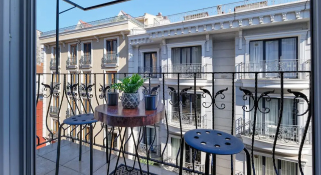 Cozy Central Apt 1BR near Galataport, Забронировать Апартаменты/квартира Бейоглу Стамбул, рядом с Цветочный пассаж