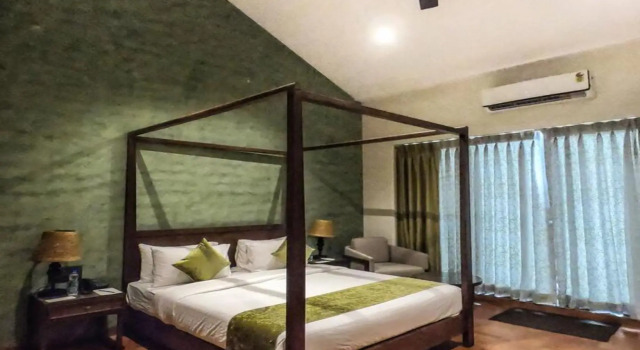 Номер Deluxe The Summer House, Pachmarhi - AM Hotel Kollection
