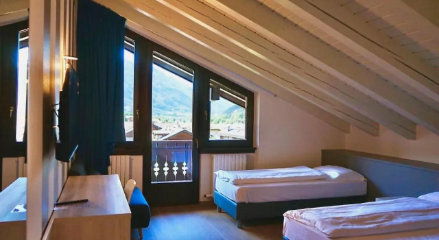 Четырёхместный номер Standard Hotel Binelli