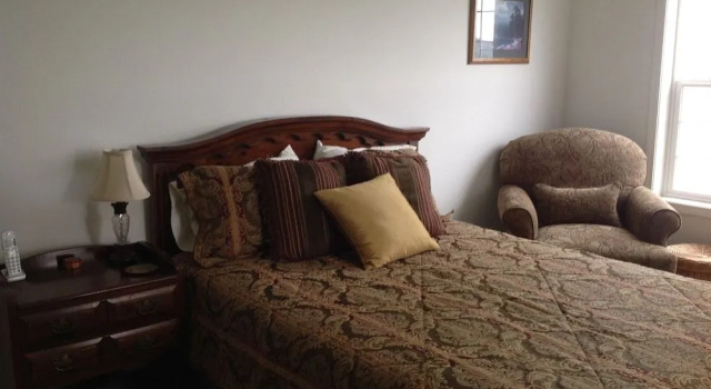 Bluebird Hill Farm B&B, Забронировать Фермерский дом Джанкшн-Сити Willamette Valley
