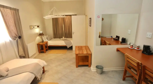 Comfort Twin room Bahnhof Hotel Aus