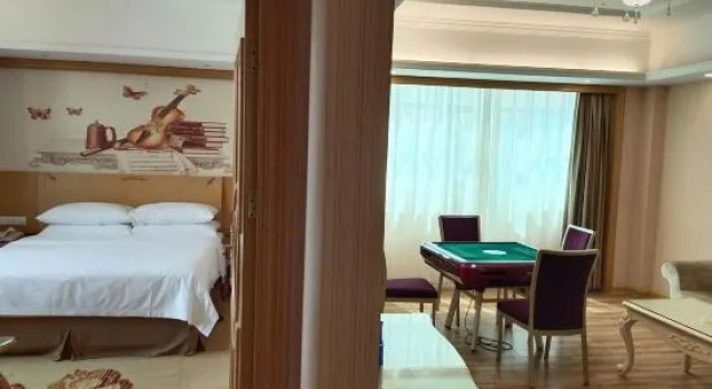 Люкс Deluxe Vienna Hotel Guangzhou Huadu Sunac Cultural Tourism City Hecheng