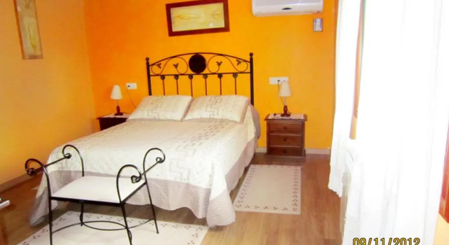 Casa Rural Os Carballos, Book Hotel Outeiro 