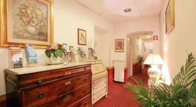 Hotel Toscana, Забронировать Отель Торнабуони Флоренция, рядом с Площадь Кафедрального собора