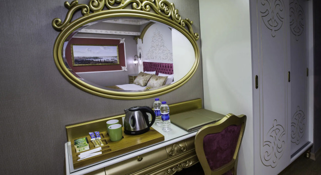 Phosphorion Hotel