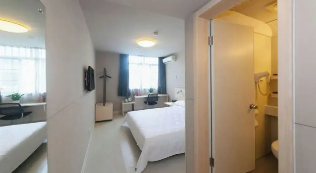 StarChain Qijiang Hotel - Zhongshan Xingzhong Square Sunwen Pedestrian Street Branch, Book Hotel Zhongshan Guangdong
