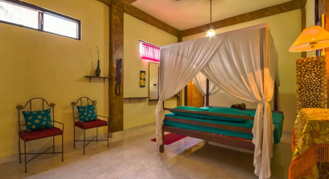 Семейный номер Standard с 2 комнатами с балконом Ume Sita Home Stay