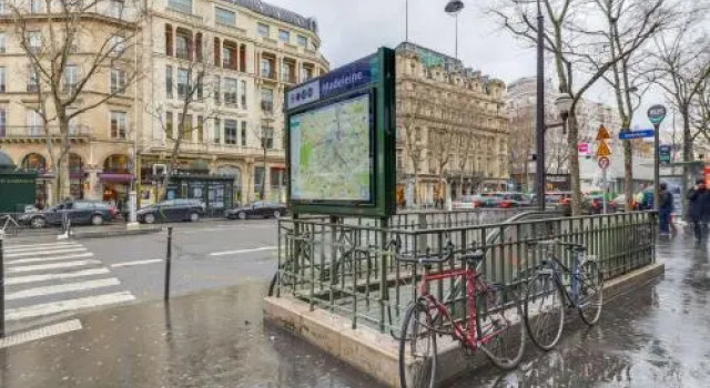 Sweet Inn Apartment Chevalier Saint Georges, Забронировать Апартаменты/квартира Париж Иль-де-Франс, рядом с Станция метро Solférino